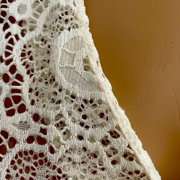 Mark’s There Paris Cream Gold Designer Lace Crochet Tunic O/S - Picture 11 of 11